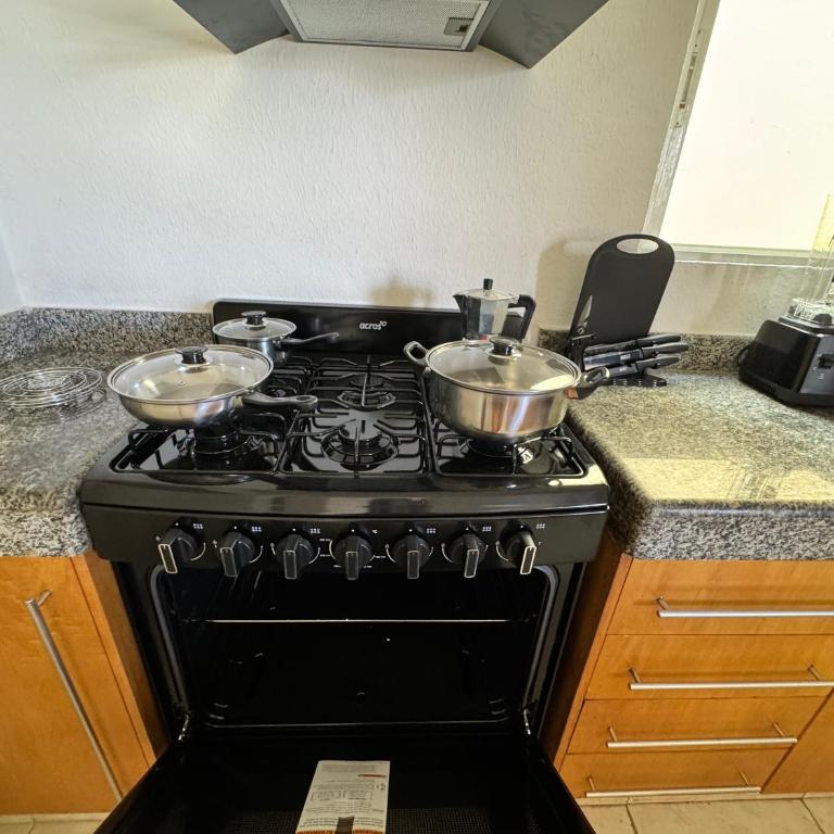 Las Olas - Two-Bedroom Apartment - 3