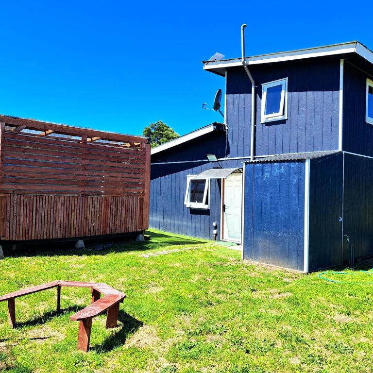 Tinaja Caliente incluida en Parcela Completa con Casa, Quincho, Canchas y Juegos - Three-Bedroom House - 25