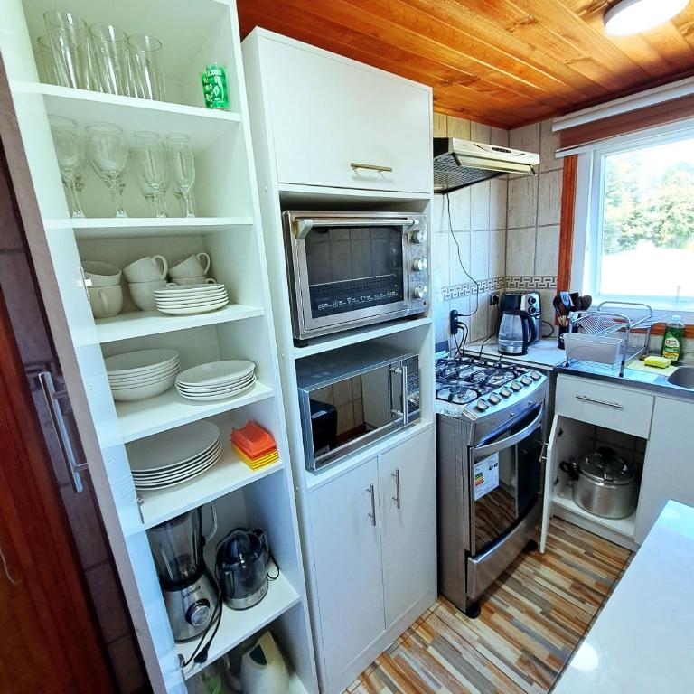 Tinaja Caliente incluida en Parcela Completa con Casa, Quincho, Canchas y Juegos - Three-Bedroom House - 39