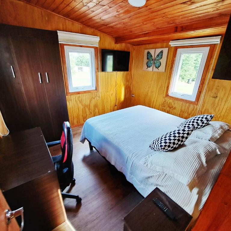 Tinaja Caliente incluida en Parcela Completa con Casa, Quincho, Canchas y Juegos - Three-Bedroom House - 47