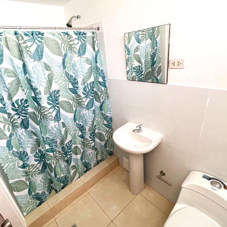 LAS PALMERAS HOSTAL - Habitación Triple - 4
