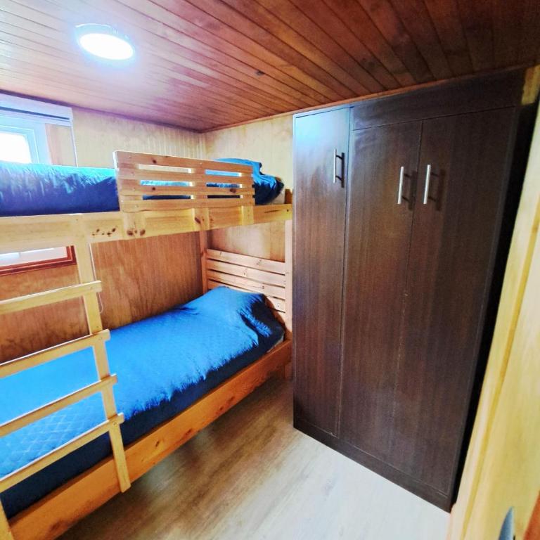 Tinaja Caliente incluida en Parcela Completa con Casa, Quincho, Canchas y Juegos - Three-Bedroom House - 50