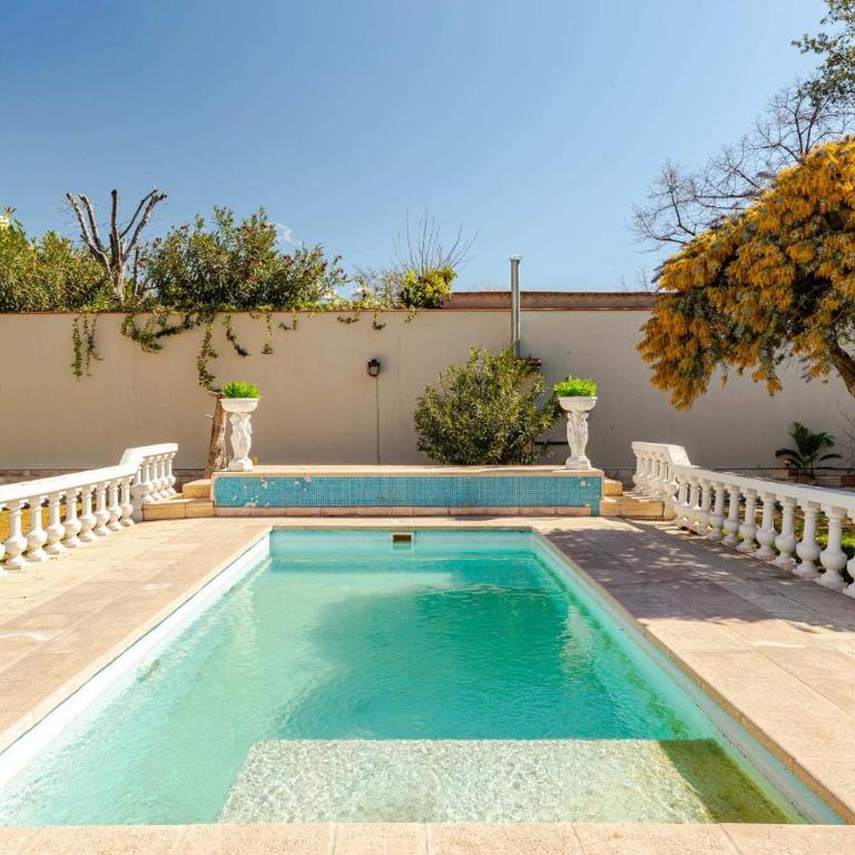MOT Villa Wine House Escorihuela Gascon Winery - Villa - 1