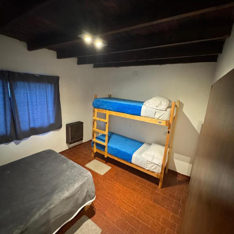 Hostel 360 Patagonia - Economy Quadruple Room with Shared Bathroom - 7