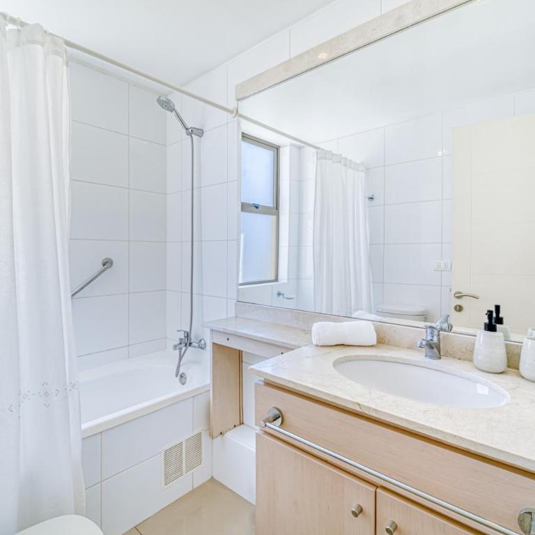 Blue Coast - 3D Wifi Estacionamiento - Three-Bedroom Apartment - 10