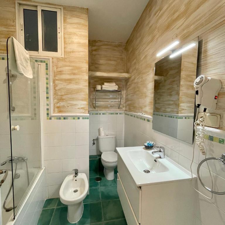 Apartamentos Mayor Centro - Three-Bedroom Apartment without Terrace - 13
