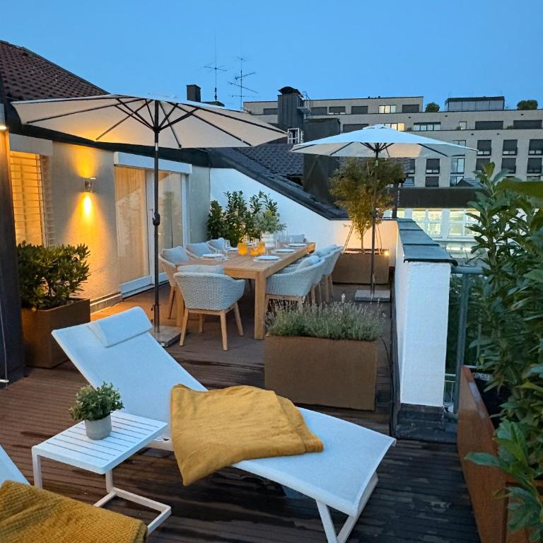 Munich Penthouse with Kitchen, Roofgarden and Parking - Superior Apartment mit 2 Schlafzimmern - 11