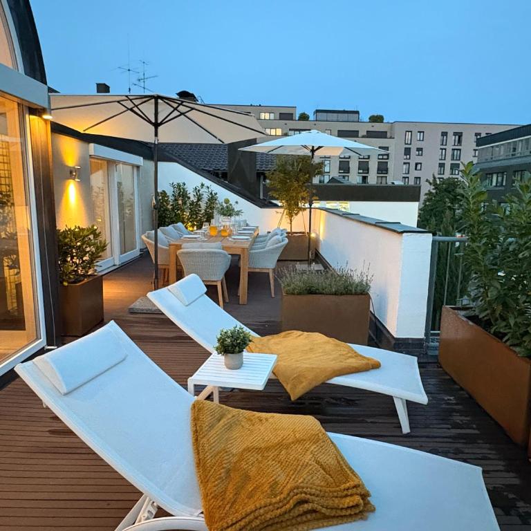 Munich Penthouse with Kitchen, Roofgarden and Parking - Superior Apartment mit 2 Schlafzimmern - 10