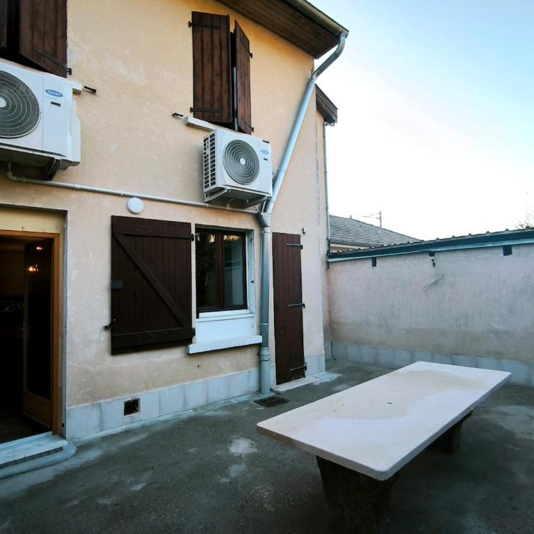 Le Celestya, confort au bord du rhône avec terrasse - Appartement 2 Chambres - 10