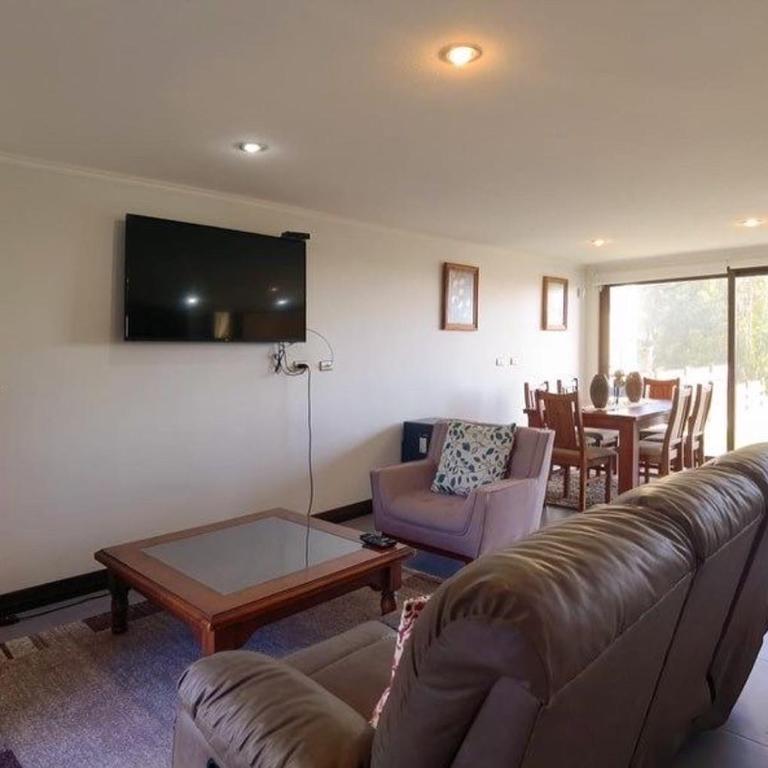 Casa Pingueral Tomé - Three-Bedroom House - 7