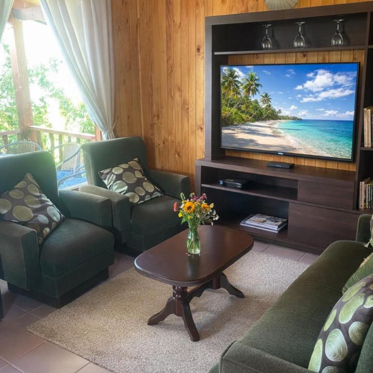 Cabañas los Jardines de Lican ray - Three-Bedroom Apartment - 4