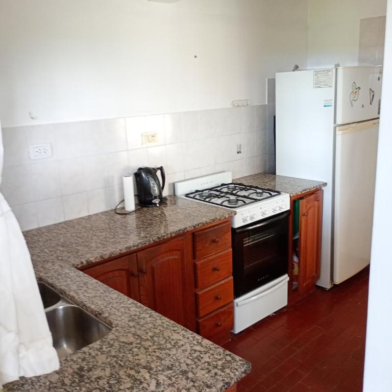 Casa céntrica en villa Carlos Paz - Casa de 3 dormitorios - 4