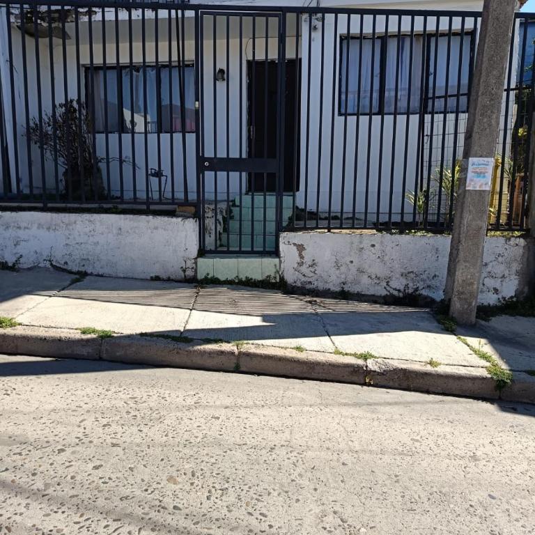 CASA AGUA SANTA ,VIÑA Del MAR - Two-Bedroom House - 2