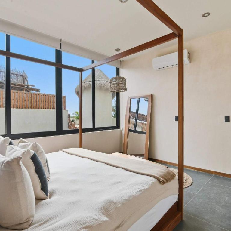 Penthouse with Rooftop Plunge Pool - Distant Ocean - Apartamento - 15