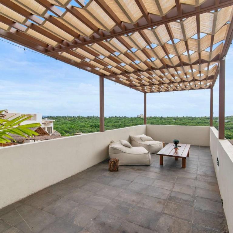 Penthouse with Rooftop Plunge Pool - Distant Ocean - Apartamento - 34