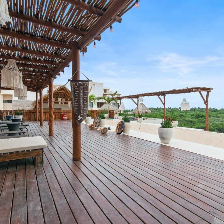 Penthouse with Rooftop Plunge Pool - Distant Ocean - Apartamento - 37