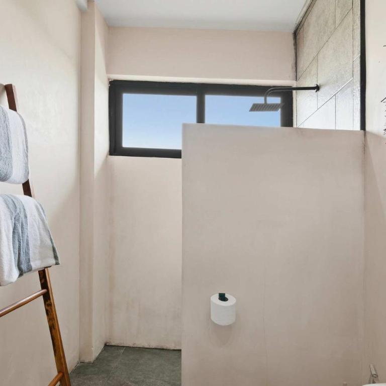 Penthouse with Rooftop Plunge Pool - Distant Ocean - Apartamento - 44