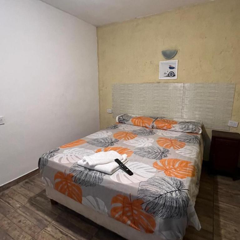 Hospedaje Malvinas - Habitación Triple Básica - 2