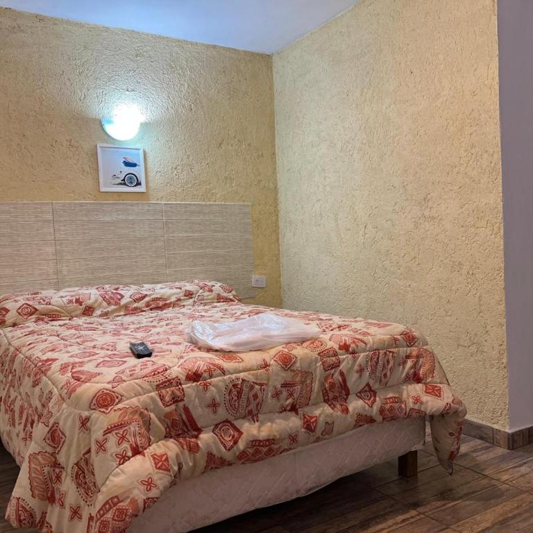 Hospedaje Malvinas - Habitación Triple Básica - 3