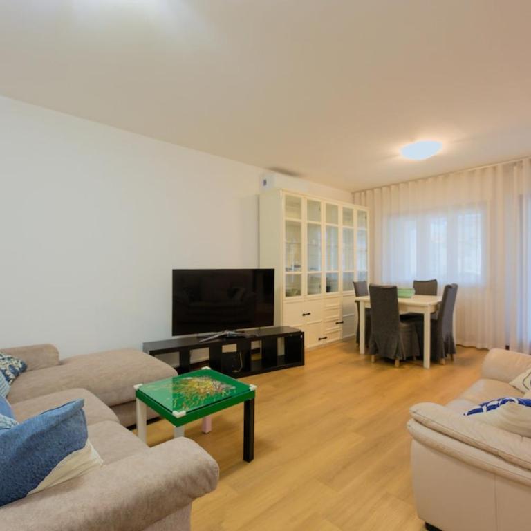 Trilocale alle porte di Udine con ampio terrazzo - Appartamento con 1 Camera da Letto - 1