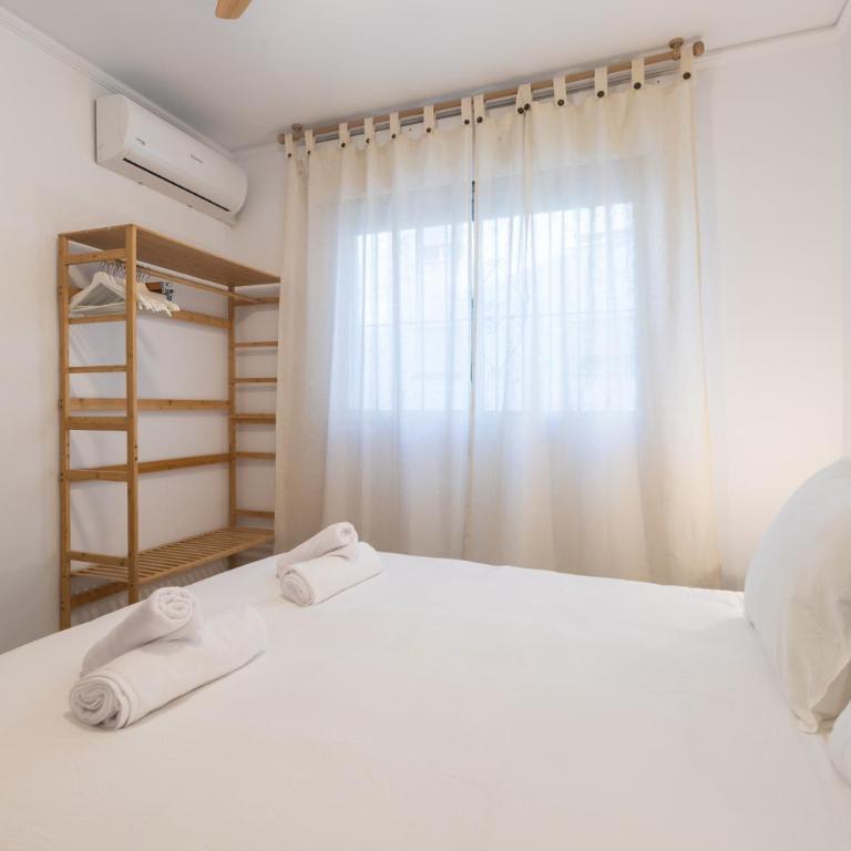 Villa privada con barbacoa y patio cerca de la playa Torremolinos - Casa de 3 dormitorios - 32
