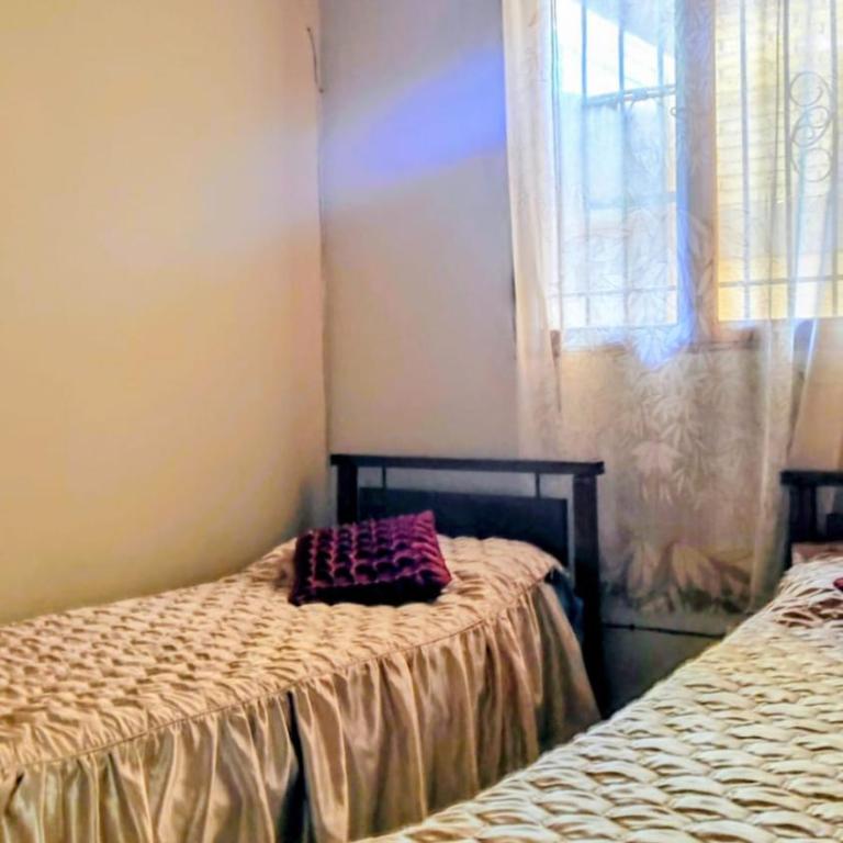 La Cordillera - Three-Bedroom House - 9