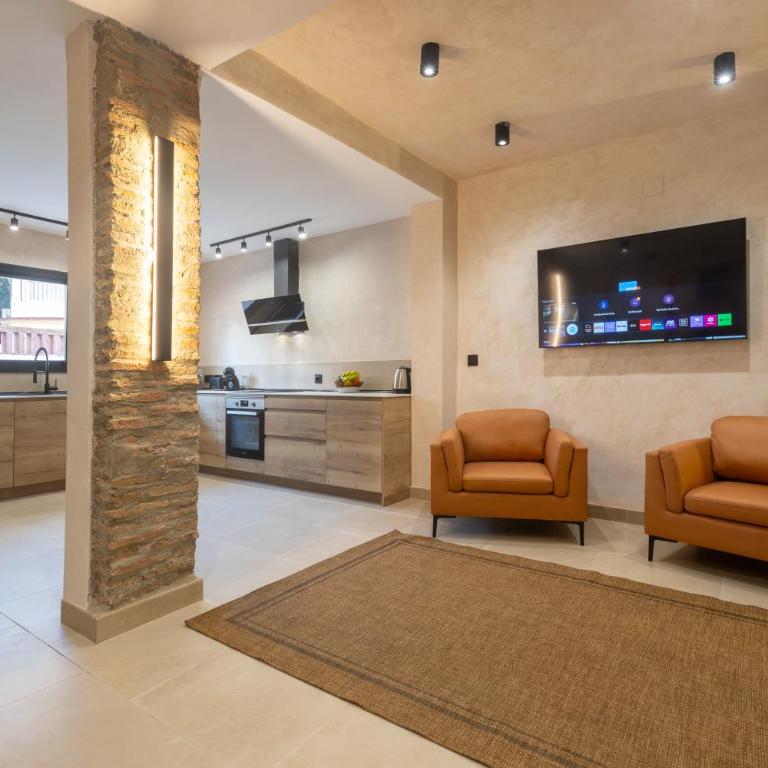 Villa privada con barbacoa y patio cerca de la playa Torremolinos - Casa de 3 dormitorios - 2