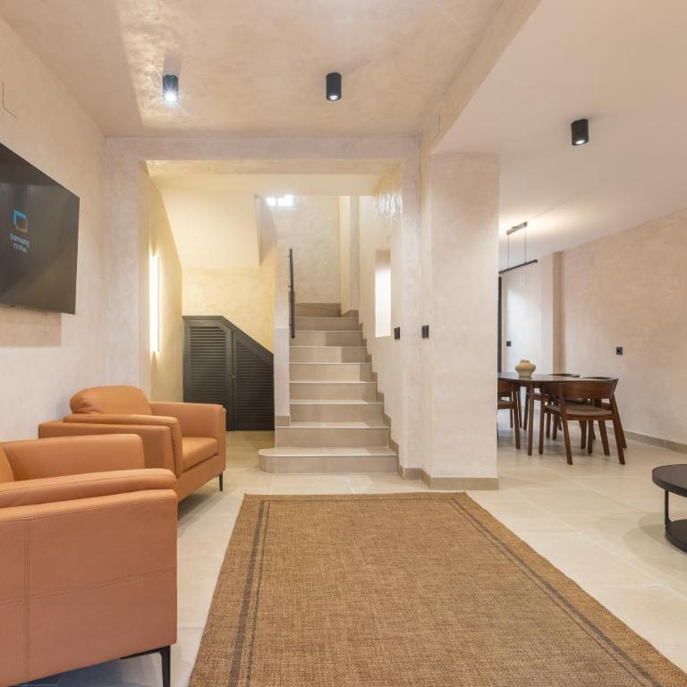 Villa privada con barbacoa y patio cerca de la playa Torremolinos - Casa de 3 dormitorios - 6
