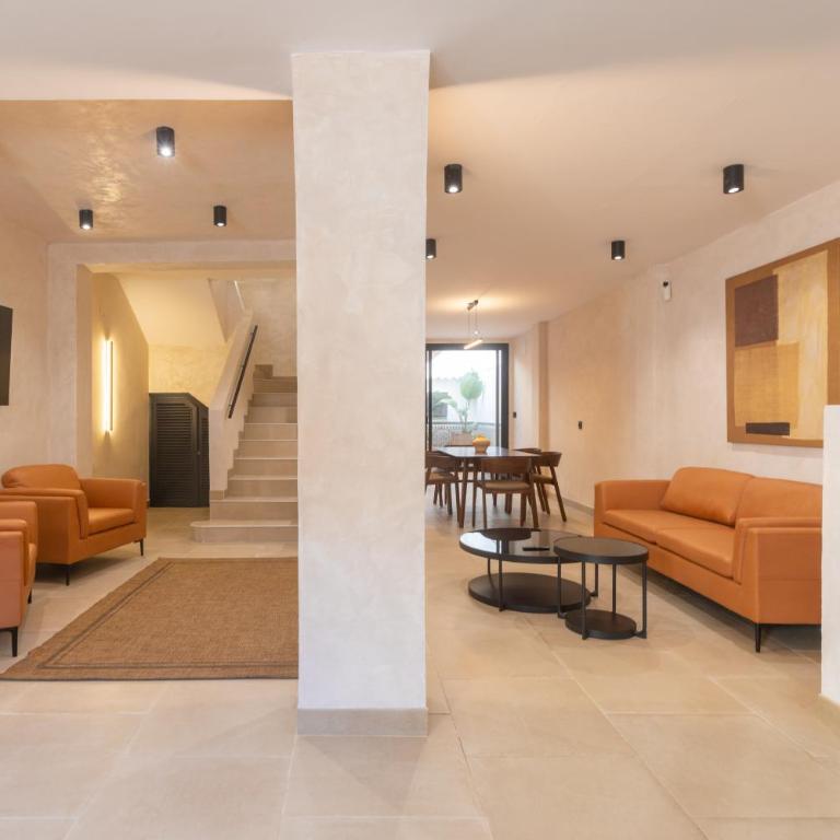 Villa privada con barbacoa y patio cerca de la playa Torremolinos - Casa de 3 dormitorios - 4