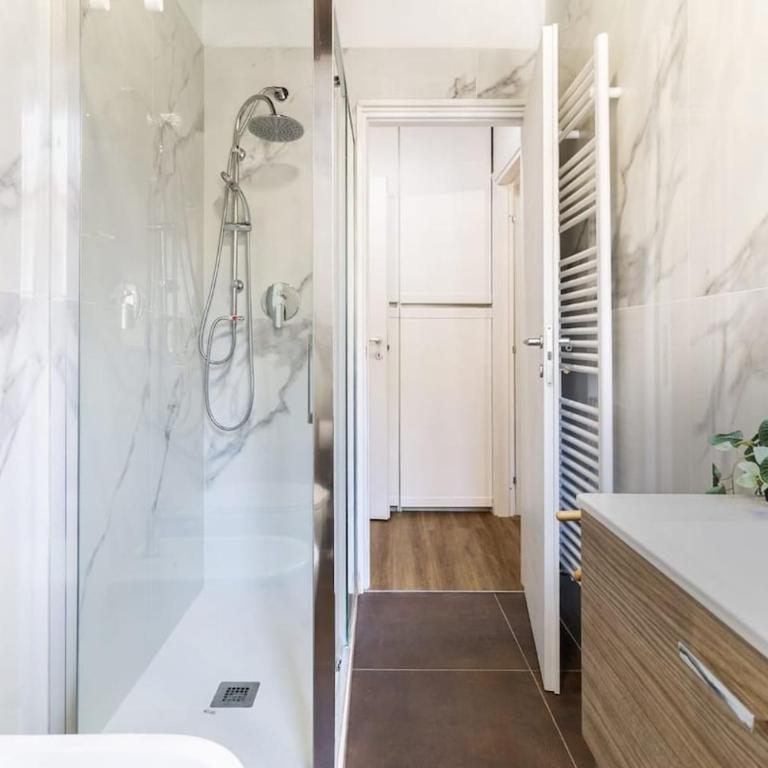 Tower Central Suite Downtown Como Borghi - Appartamento con 1 Camera da Letto - 29