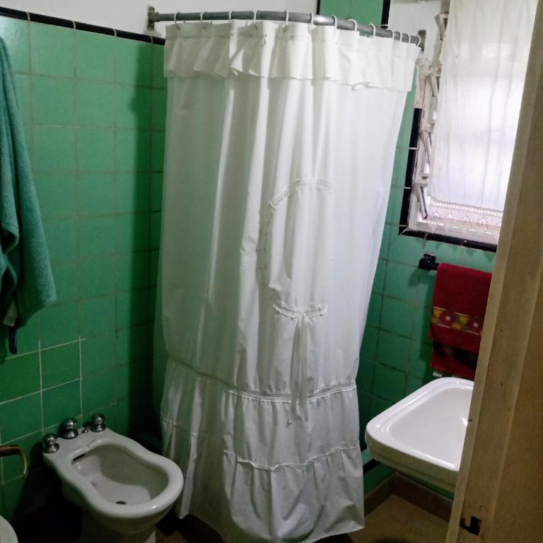 Victoria - One-Bedroom Apartment - 1