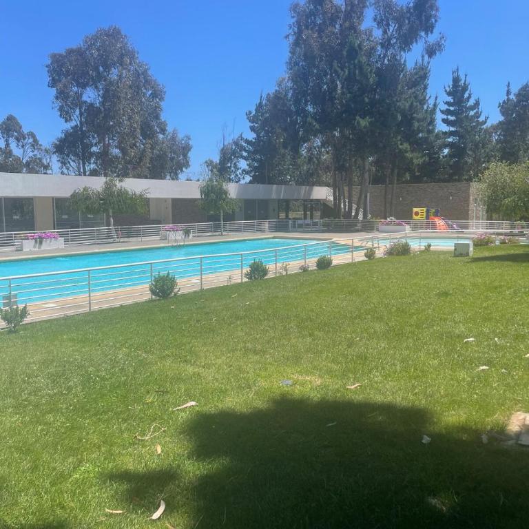Modern apartment with pool, terrace and grill - Apartamento de 2 dormitorios - 9