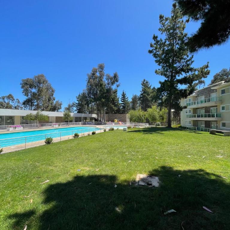 Modern apartment with pool, terrace and grill - Apartamento de 2 dormitorios - 76