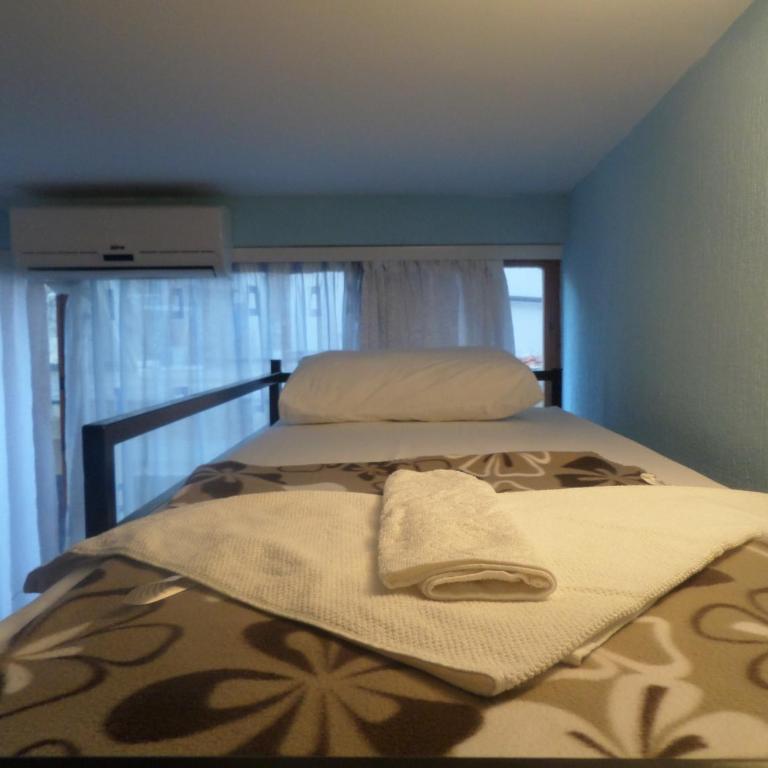 Guesthouse Titi Mostar - Budget Quadruple Room - 4