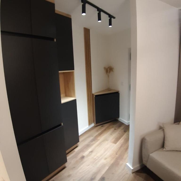 briliNIGHT - One-Bedroom Apartment - 7