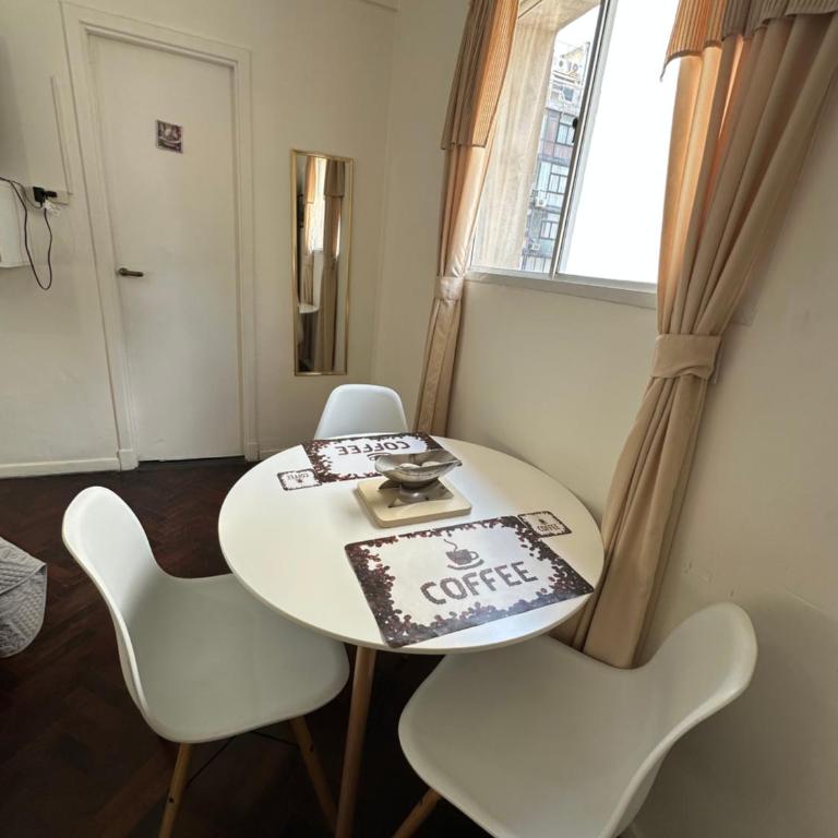 Ubicación en el centro turístico de la ciudad de Buenos Aires - Apartamento de 1 dormitorio - 3