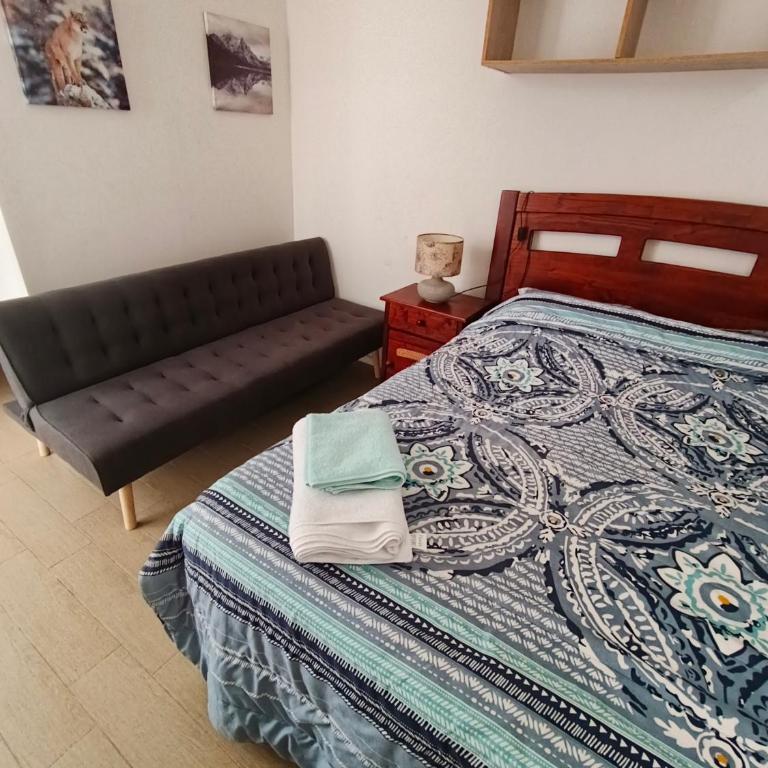 Apartamento amoblado por Dia - Two-Bedroom Apartment - 2