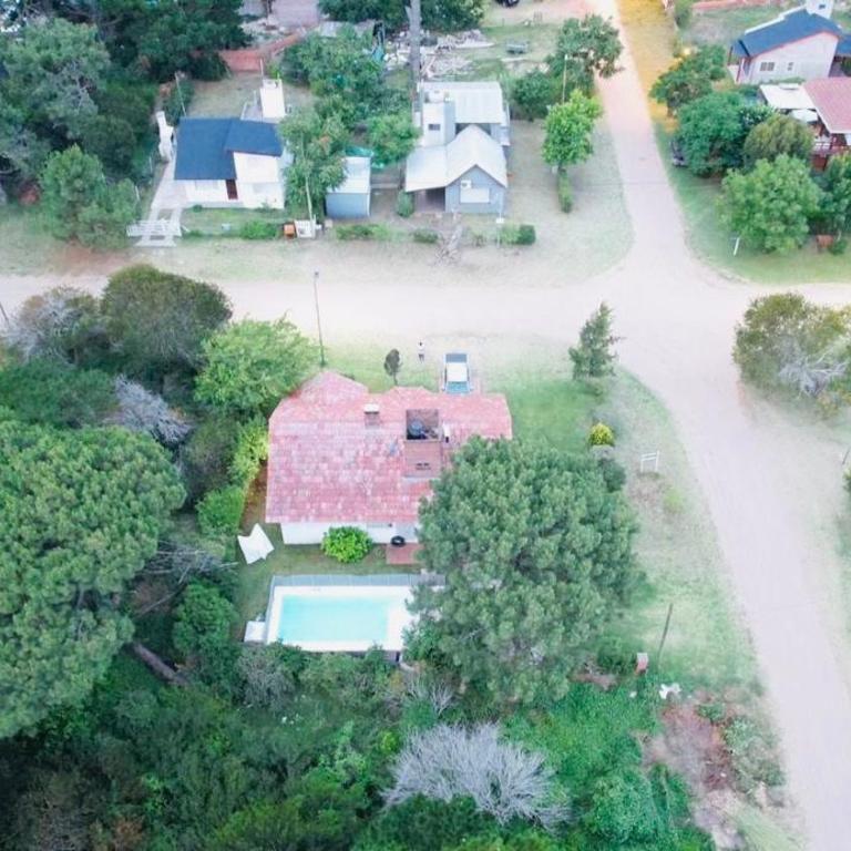 Alquiler Casa para 9 personas con Piscina en Pinamar Valeria del mar - Casa de 3 dormitorios - 4