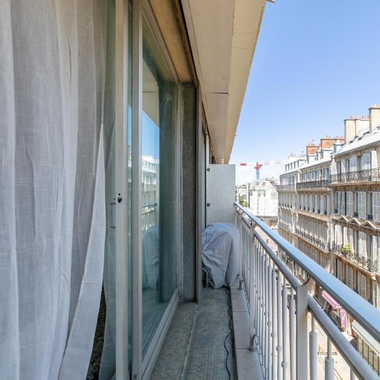 Studio Élysées - Appartement - Vue sur Ville - 3