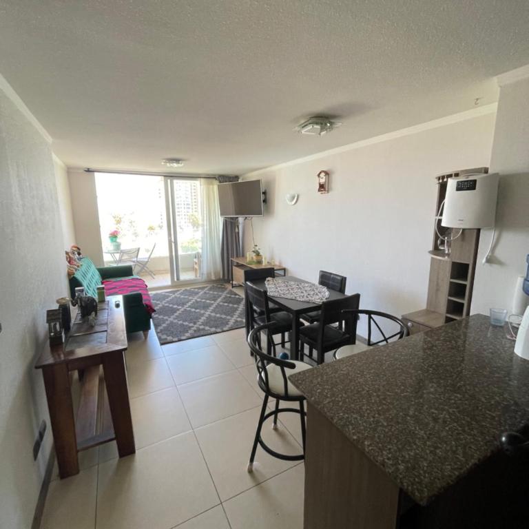 Como departamento Familiar , condominio cerrado y vigilancia - Three-Bedroom Apartment with Balcony - 1