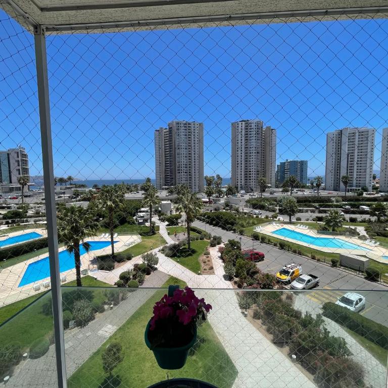 Como departamento Familiar , condominio cerrado y vigilancia - Three-Bedroom Apartment with Balcony - 5