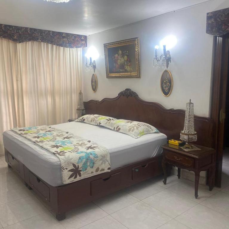 Viveros de Coyoacan - Double or Twin Room - 1