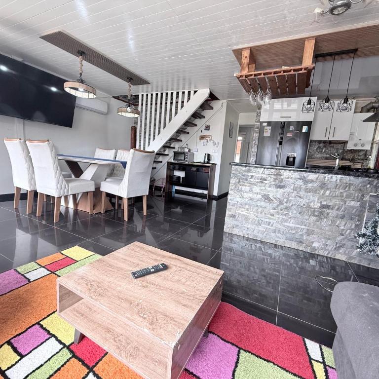 Casas Dos Linajes - Three-Bedroom House - 4