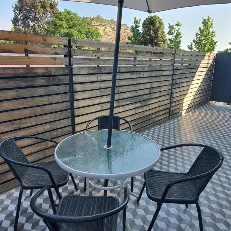 Detached house on the second floor - Two-Bedroom Apartment - 4