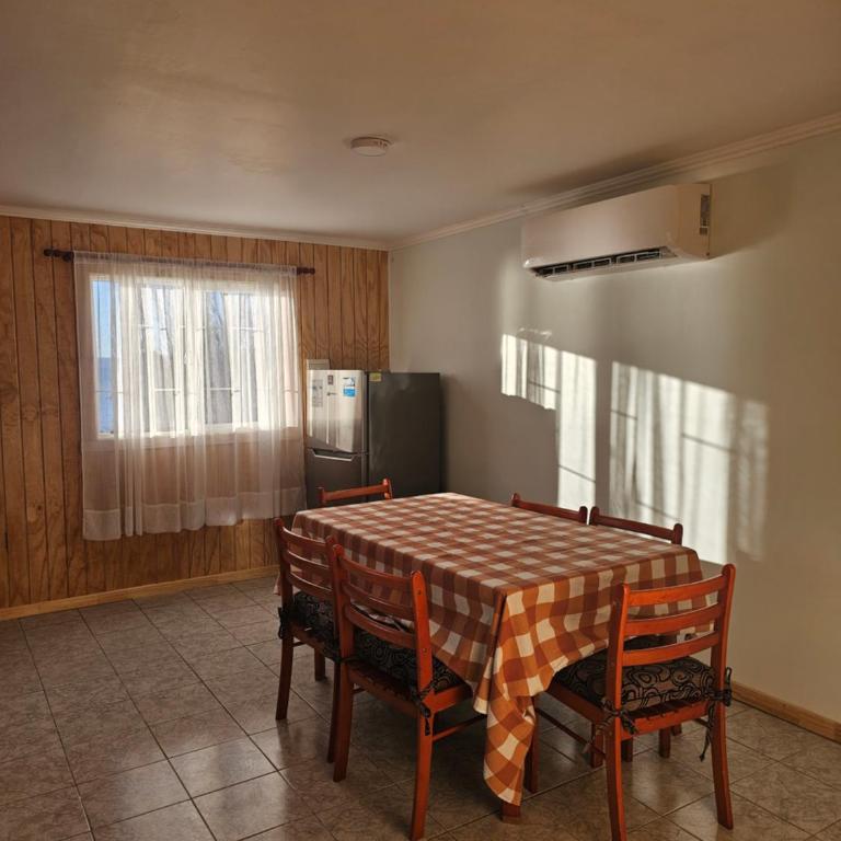 Lago Ranco, cabaña orilla de lago - Two-Bedroom House - 23