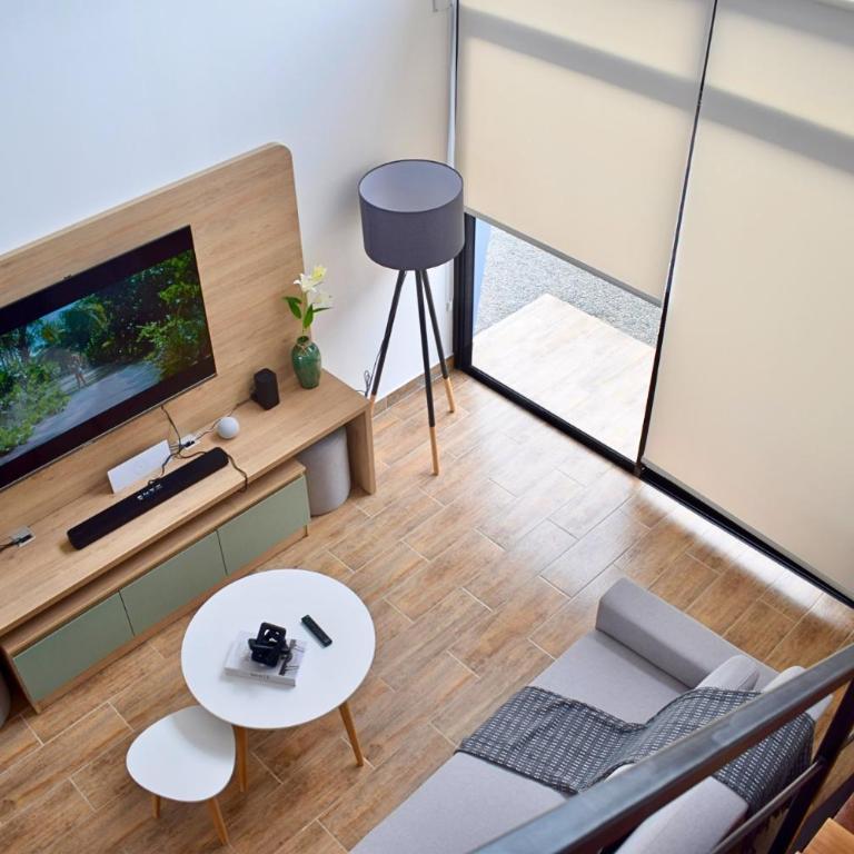 Tiny House con Piscina Privada, Jacuzzi, Parrilla y Starlink - One-Bedroom House - 10