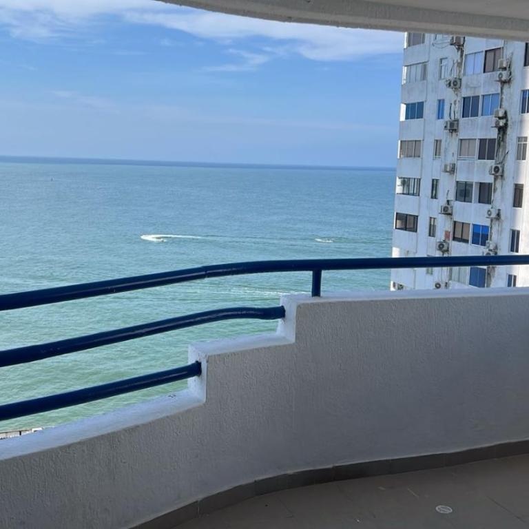 apartamento luxury Aire puro frente al mar edificio marina del rey laguito cartagena - Two-Bedroom Apartment - 9