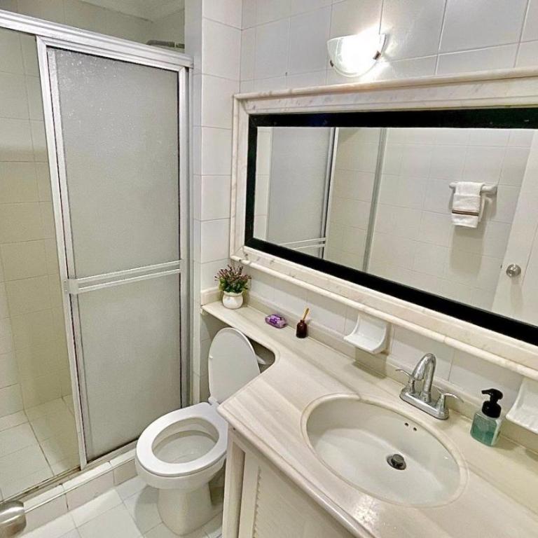 apartamento luxury Aire puro frente al mar edificio marina del rey laguito cartagena - Two-Bedroom Apartment - 8