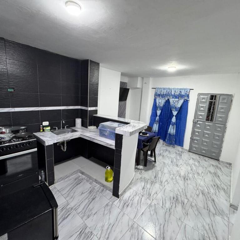 Apartamento en Riohacha - Apartamento de 2 dormitorios - 1