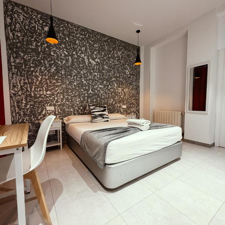 Casa Lemus - Camera Matrimoniale Superior con Bagno Privato e Balcone - 10